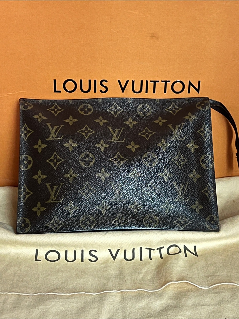 Authentic Louis Vuitton Monogram Toiletry Pouch 26 (Poche Toilette)